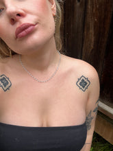 Load image into Gallery viewer, Fluid necklace