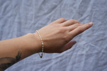 Load image into Gallery viewer, Hand Knotted Pearl Bracelet

