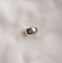 Load image into Gallery viewer, Field ring
